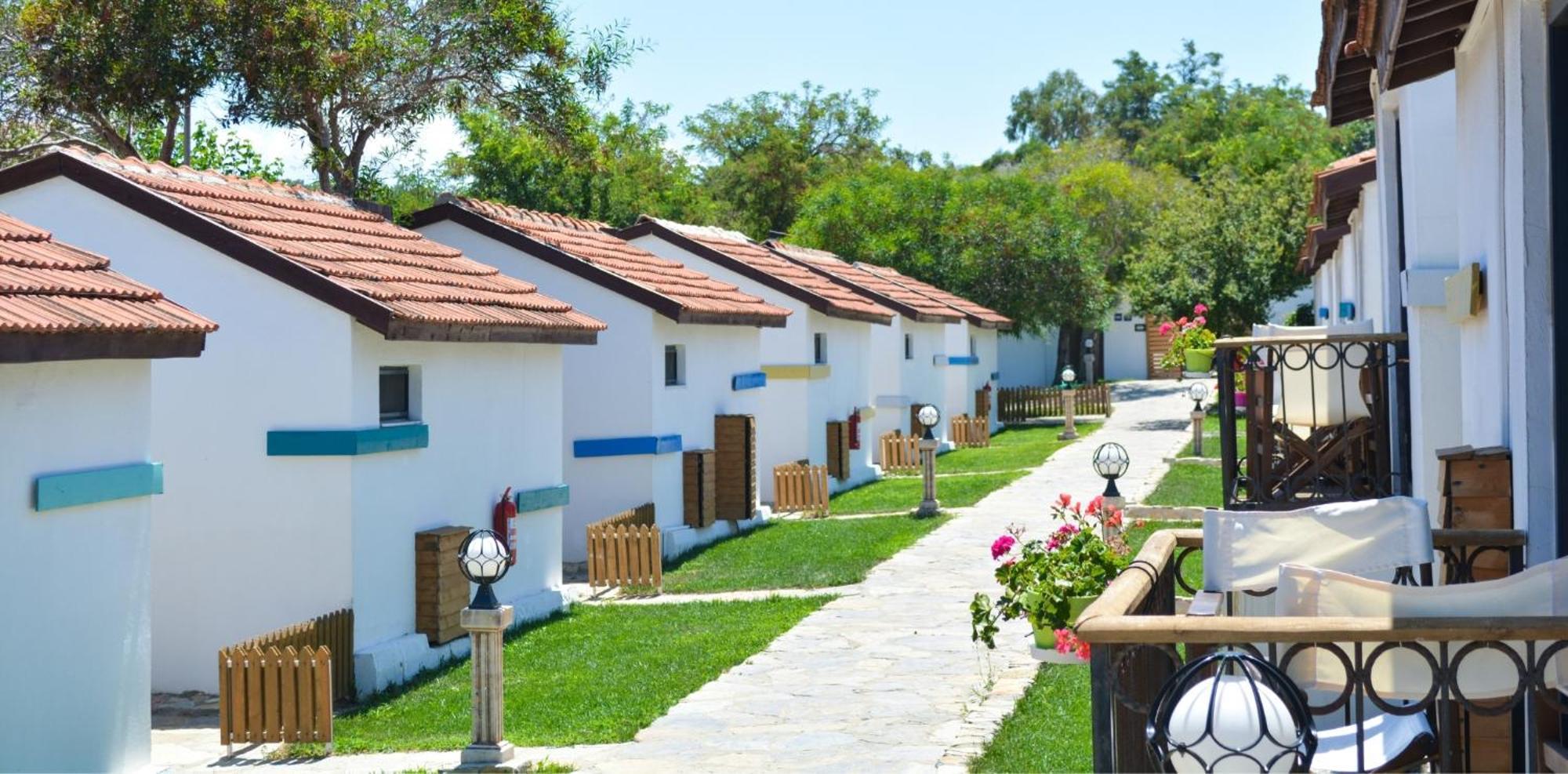 Maya Bistro Hotel & Beach Sigacik Exterior photo
